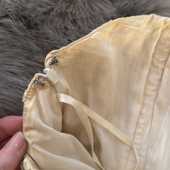 Sienna Miller’s Twentyeight twelve dress - Picture 5 of 10